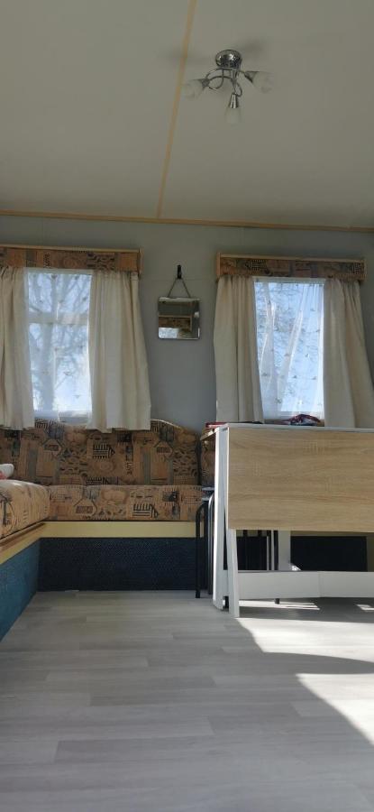 Rosebud Flower Farm Caravan Stay Countryside And Coast Penzance Eksteriør billede